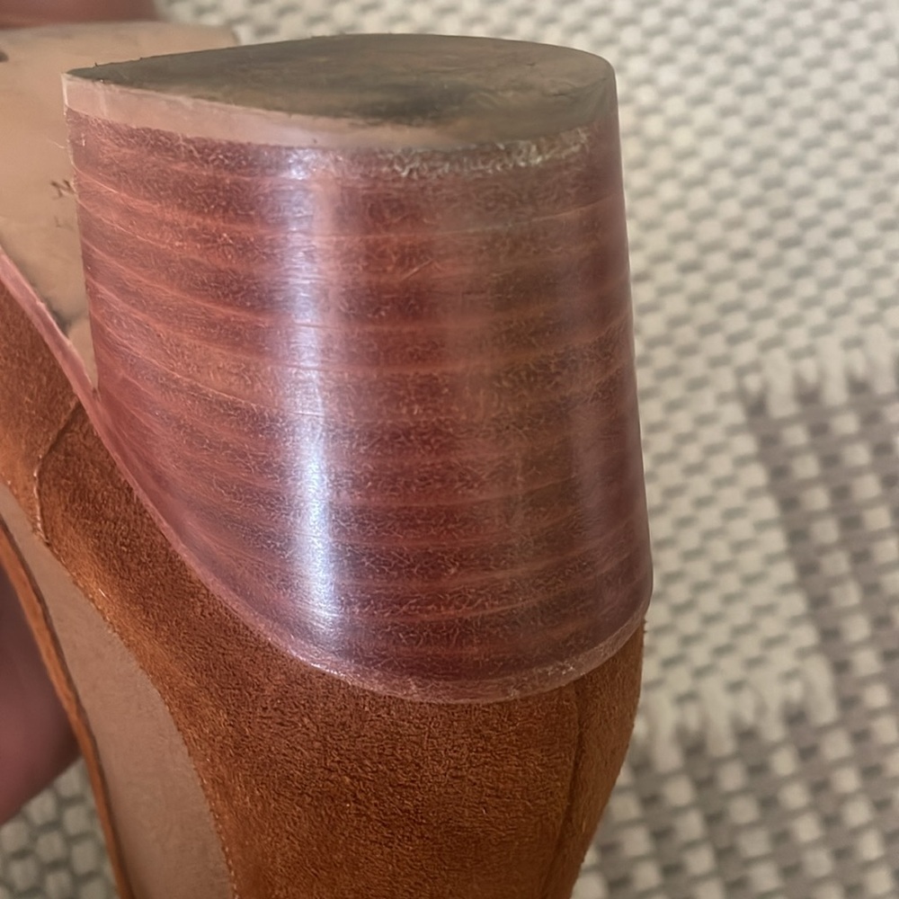 Nisolo Chestnut Suede Chelsea Ankle Boots - Picture 8 of 9